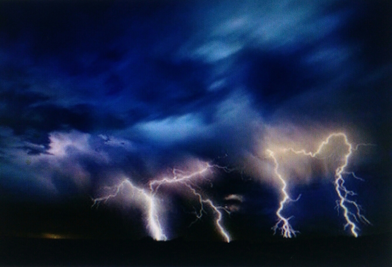 风火雷_雷风火卦详解_雷风火地泽天水山是什么意思