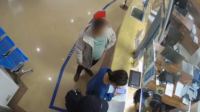 im钱包被盗可以报案吗_被偷钱包报警找回的几率_钱被盗报警能追回吗