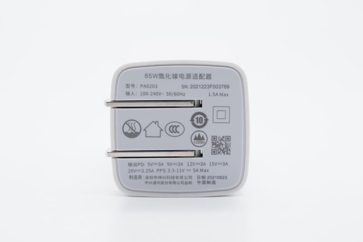 oppoa9原装充电器图片_vivox90原装充电器图片_苹果15原装充电器图片