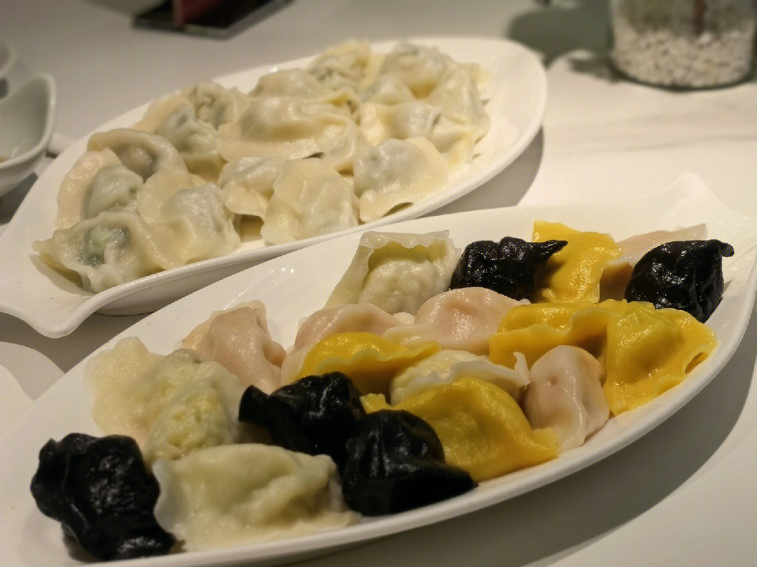 除夕吃饺子的寓意_除夕吃年夜饭的寓意是什么_除夕吃什么