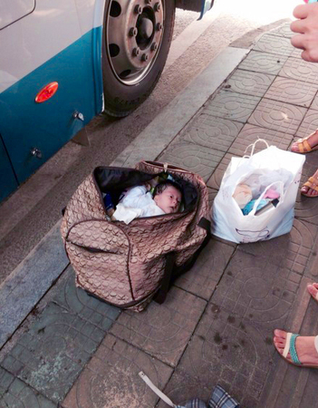 可以捡人的手机游戏软件_一个游戏是捡到别人手机_捡软件手机游戏人可以赚钱吗