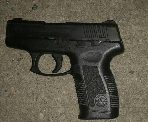 捡枪战武器手机游戏_捡武器的手机枪战游戏_捡枪的枪战游戏单机