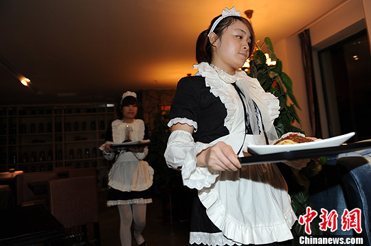 餐厅女孩_餐厅女工_女仆餐厅