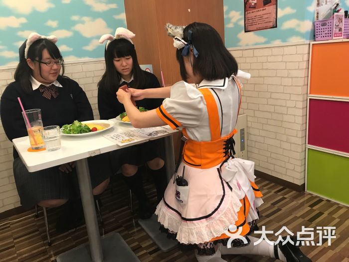 女仆咖啡屋经营模式_女仆咖啡店_咖啡女仆价格