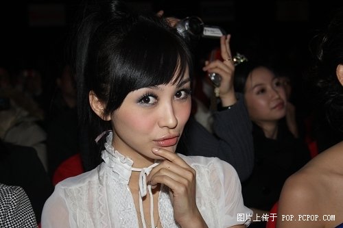 可以换照片的游戏手机软件_哪个游戏能换照片里面的图片_换照片软件手机游戏可以玩吗