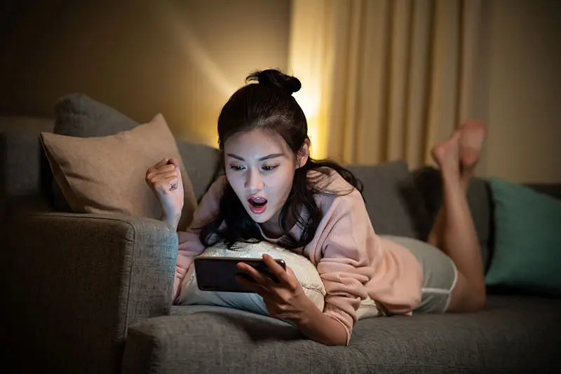 刷美女男人手机游戏叫什么_男人刷美女手机游戏_刷美女男人手机游戏视频