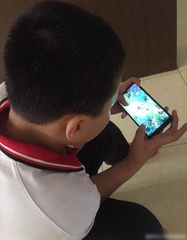 游戏主播怎么看_怎么看主播用的什么手机_怎么查游戏主播的手机型号