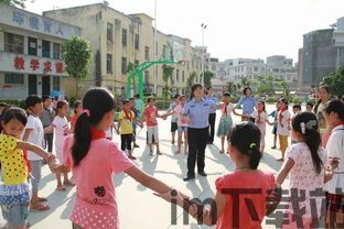 警察部门 (图2) 警察部门 (图2)